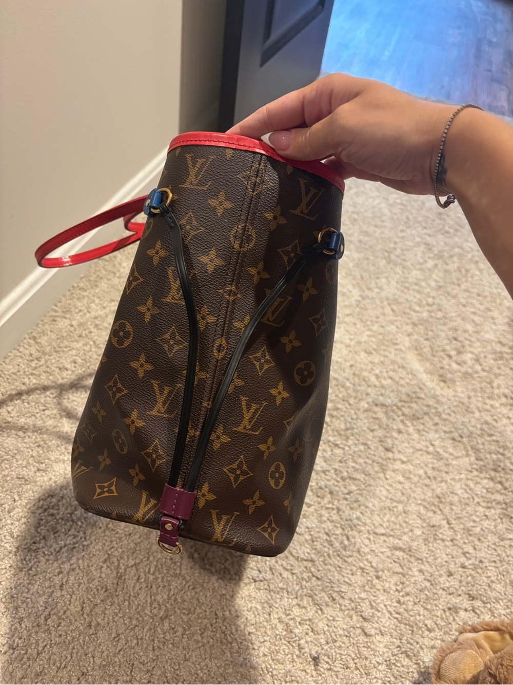 Limited Edition Louis Vuitton Brown Monogram Tote with Red Trim - Picture 2 of 9